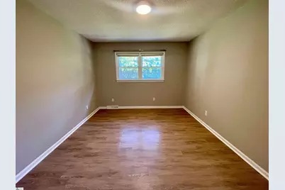 102 W Maple Street, Clinton, SC 29325 - Photo 15