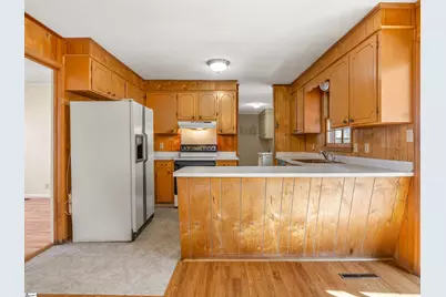 1240 Dickson Road, Campobello, SC 29349 - Photo 9