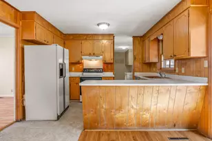 1240 Dickson Rd, Campobello, SC 29349 - Photo 9