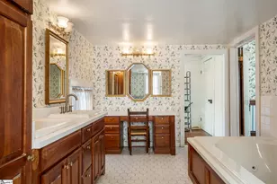 208 S Main St, Abbeville, SC 29620 - Photo 31