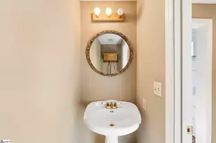 208 S Main St, Abbeville, SC 29620 - Photo 25