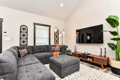 71 Dorsey Avenue, Greenville, SC 29611 - Photo 11