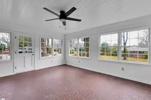 401 Southway St, Easley, SC 29640 - Photo 11