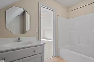 21 Kershaw Ct, Greenville, SC 29607 - Photo 39