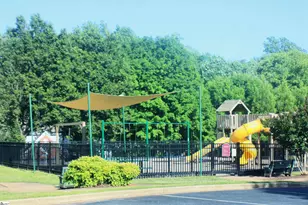 500 Summitbluff Dr, Greenville, SC 29617 - Photo 7