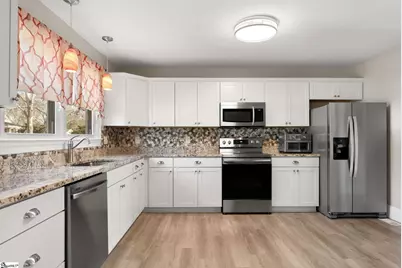 200 Oates Avenue, Easley, SC 29640 - Photo 9