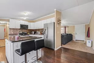 215 Wrentree Dr, Easley, SC 29642 - Photo 7