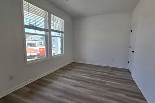 938 Gibbons St, Wellford, SC 29385 - Photo 5