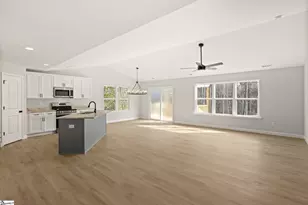 102 Millbrook Cir, Taylors, SC 29687 - Photo 27