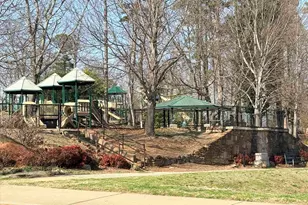 205 Lofty Ridge Rd, Greenville, SC 29609 - Photo 19