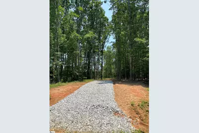 211 Gerald Drive, Simpsonville, SC 29681 - Photo 3