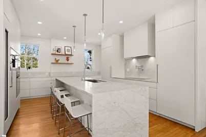 220 Lake Circle Drive, Greenville, SC 29609 - Photo 19