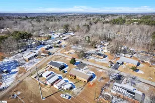 136 Crestview Dr, Cowpens, SC 29330 - Photo 29