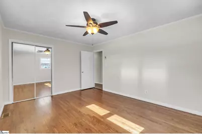 136 Crestview Drive, Cowpens, SC 29330 - Photo 11