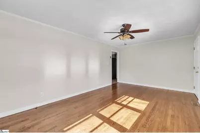 136 Crestview Drive, Cowpens, SC 29330 - Photo 5