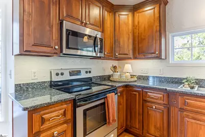 102 W Peninsula Drive, Laurens, SC 29360 - Photo 13