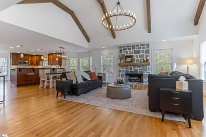 102 W Peninsula Drive, Laurens, SC 29360 - Photo 5