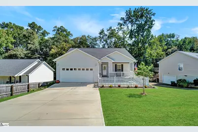 298 N Orchard Drive, Taylors, SC 29687 - Photo 1