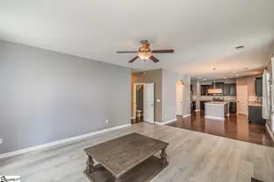 370 Slate Dr, Boiling Springs, SC 29316 - Photo 13