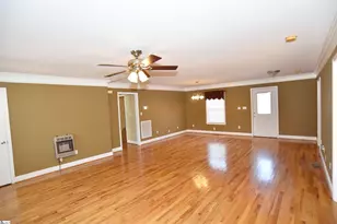 115 Willis Rd, Taylors, SC 29687 - Photo 3