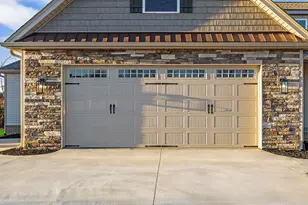 705 Hidden Crk Ct, Seneca, SC 29678 - Photo 3