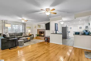 305 Clay St, Easley, SC 29642 - Photo 13