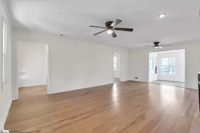 402 Shady Point, Inman, SC 29349 - Photo 7