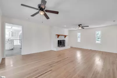 402 Shady Point, Inman, SC 29349 - Photo 7