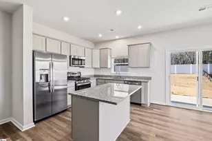 152 Randwick Ln, Greer, SC 29651 - Photo 3