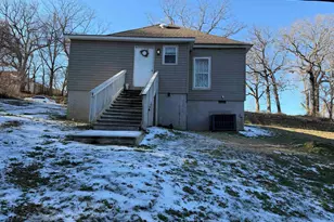 4 Arkmain St, Spartanburg, SC 29306 - Photo 17