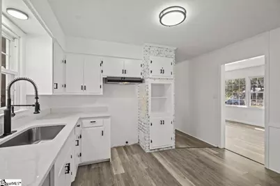 305 Weblin Street, Spartanburg, SC 29306 - Photo 9