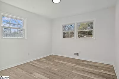 305 Weblin Street, Spartanburg, SC 29306 - Photo 19