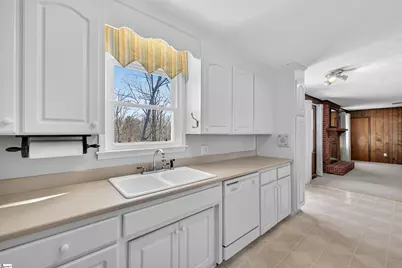 227 Eastbourne Road, Greenville, SC 29611 - Photo 7