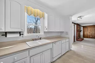 227 Eastbourne Rd, Greenville, SC 29611 - Photo 7