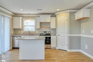 160 Thorn Crk Dr, Gaffney, SC 29341 - Photo 11