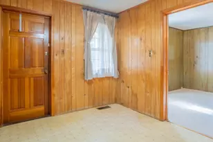 4 W Fleming St, Ware Shoals, SC 29692 - Photo 9