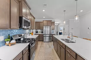 780 Oak Hill Ln, Belton, SC 29627 - Photo 7