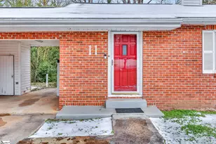 11 Foxhall Rd, Greenville, SC 29605 - Photo 3