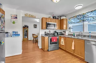 48 Fort Lindley Rd, Laurens, SC 29360 - Photo 15