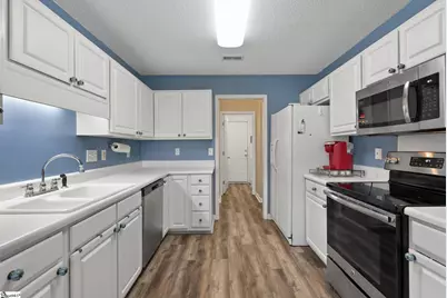 9 Pheasant Ridge Drive, Taylors, SC 29687 - Photo 7