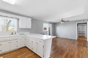 111 McDowell Dr, Boiling Springs, SC 29316 - Photo 17