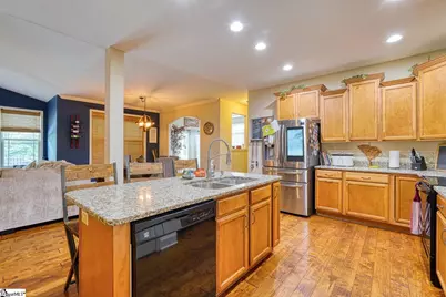 921 Benchmark Drive, Wellford, SC 29385 - Photo 11