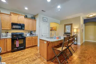 921 Benchmark Dr, Wellford, SC 29385 - Photo 9