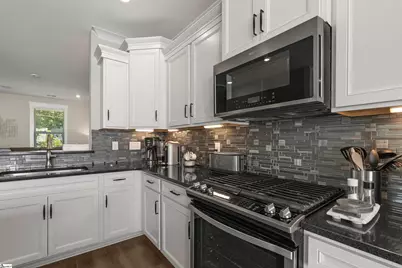 516 Guess Street, Greenville, SC 29605 - Photo 11