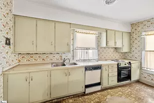 312 S Catherine St, Pickens, SC 29671 - Photo 7