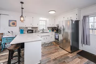 309 Elmwood St, Easley, SC 29642 - Photo 5