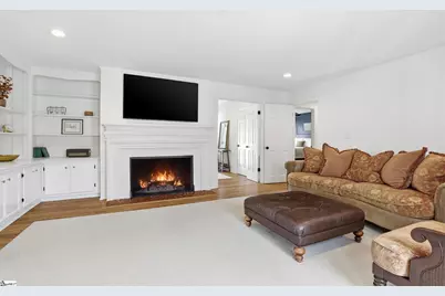 402 Foxcroft Road, Greenville, SC 29615 - Photo 5