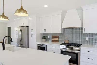 402 Foxcroft Road, Greenville, SC 29615 - Photo 11