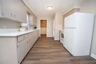 106 Cloverdale Dr, Boiling Springs, SC 29316 - Photo 7