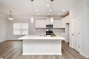 617 Columbus Cir, Simpsonville, SC 29680 - Photo 9